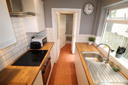 4 bedroom house share to rent - Photo 3