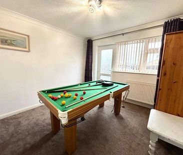 Southwood Road, Hayling Island, PO11 - Photo 2