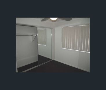 Simple, easy living...2 bedroom 1 bathroom home - Photo 1