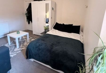 Room in a Shared Flat, Willesden Lane, NW2 - Photo 5
