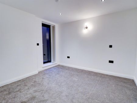2 BED Apartment To rent - Photo 4
