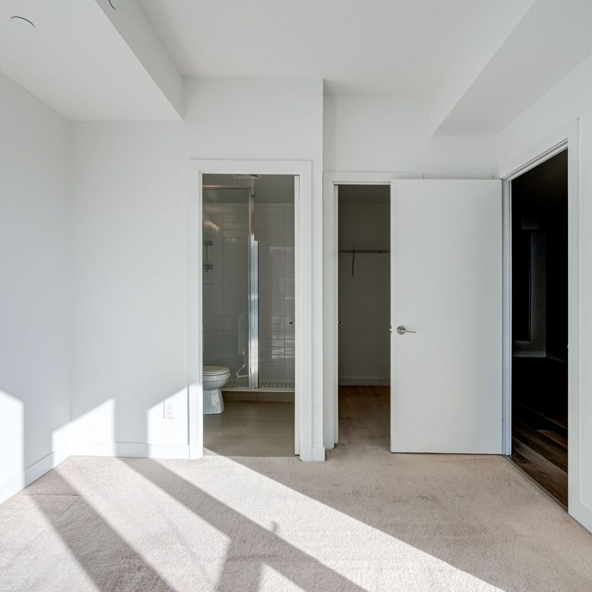 For Lease - 1603 Eglinton Avenue Unit# 309, Toronto, Ontario - Photo 1