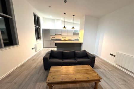 3 bedroom apartment to rent - Photo 4