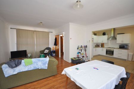 11 Moyes Street, Port Augusta - Photo 2