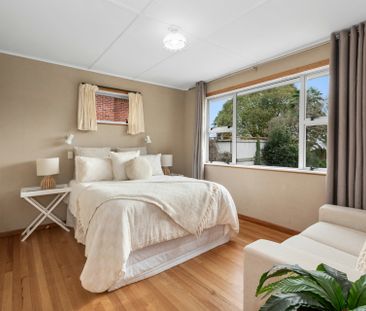 Charming 1950s Home in Sought-After River View Road - Photo 4