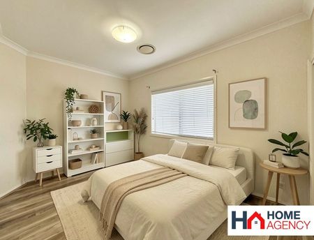 Spacious 5 Bedroom Family Home with Multiple Living Areas, Solar & EV Charger - Photo 5