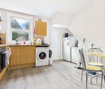 4 bedroom house to rent - Photo 2