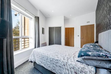 3 bedroom apartment to rent - Photo 3