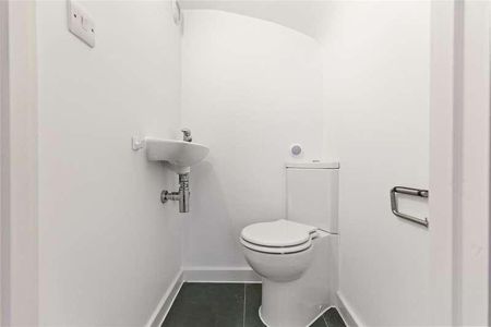 Newbury Mews, Chalk, NW5 - Photo 4