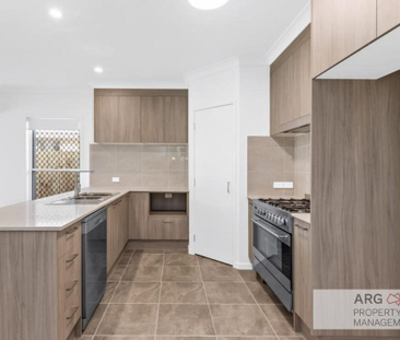 40 Rottnest Crescent, Banya, QLD, 4551 - Photo 5