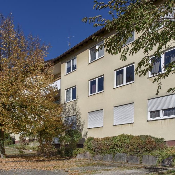 5-Zimmer-Wohnung mit neuem Badezimmer in Bad Bergzabern! - Photo 1