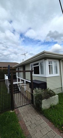 Fully-furnished 2BR Home in Greerton - Photo 2