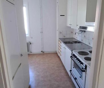 Ljus och trevlig 2:a på Storgatan 35 - Foto 2