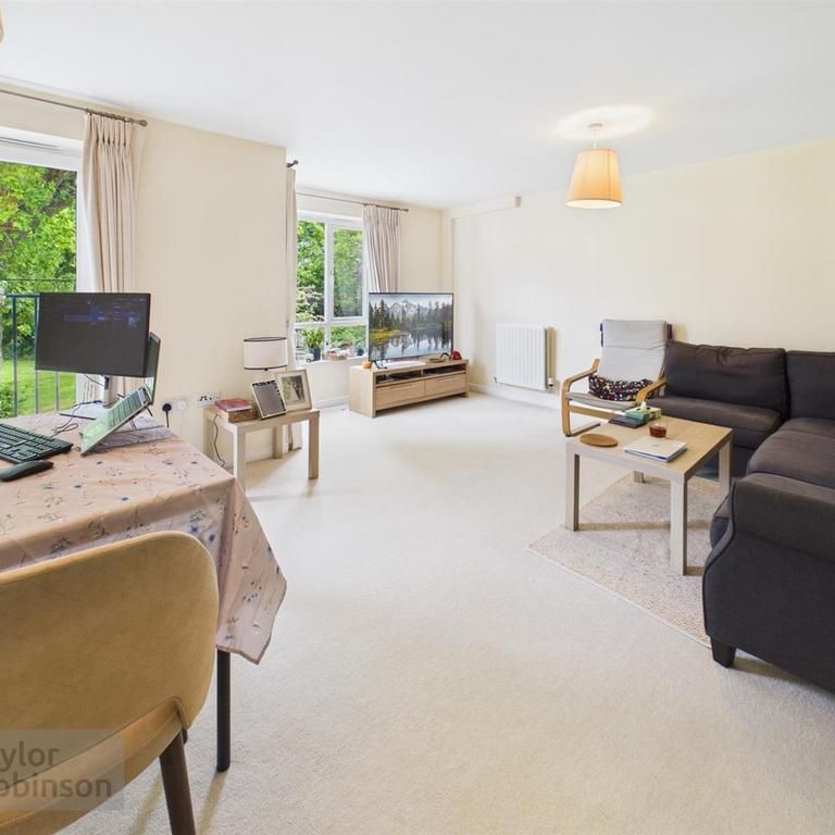 2 bedroom apartment to rent - Photo 1