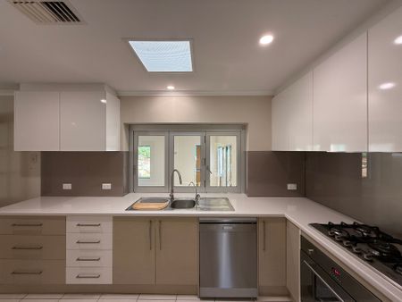 Spacious Family Living in Sought after Location! - Photo 4