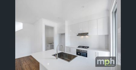 Brand New Modern Townhouses! - Photo 5