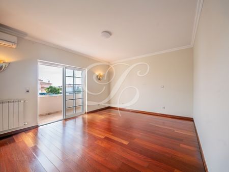 Moradia T5+1 em Lisboa - Photo 2