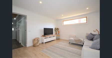 FULLY FURNISHED - CONTACT AGENT FOR AVAILABILITY!! - Photo 3