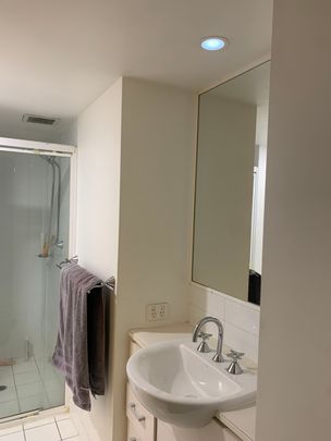 South Brisbane - Photo 1