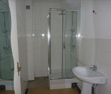 Location Appartement 3 pièces 60m² BOULOGNE SUR MER 62200 - Photo 2