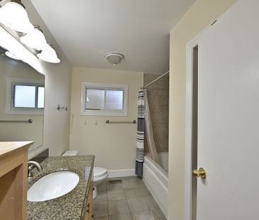 For Lease - 356 Summit Avenue, Alta Vista and Area, Ontario - Photo 1