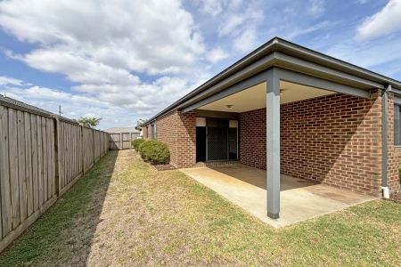 Great Family Home - Photo 3