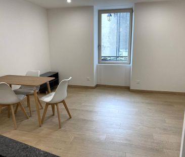 Location appartement 2 pièces 33.2 m² à Lachapelle-sous-Aubenas (07... - Photo 2