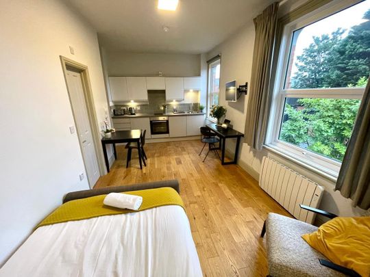 Woodhurst Road, Moseley, B13 - Photo 1