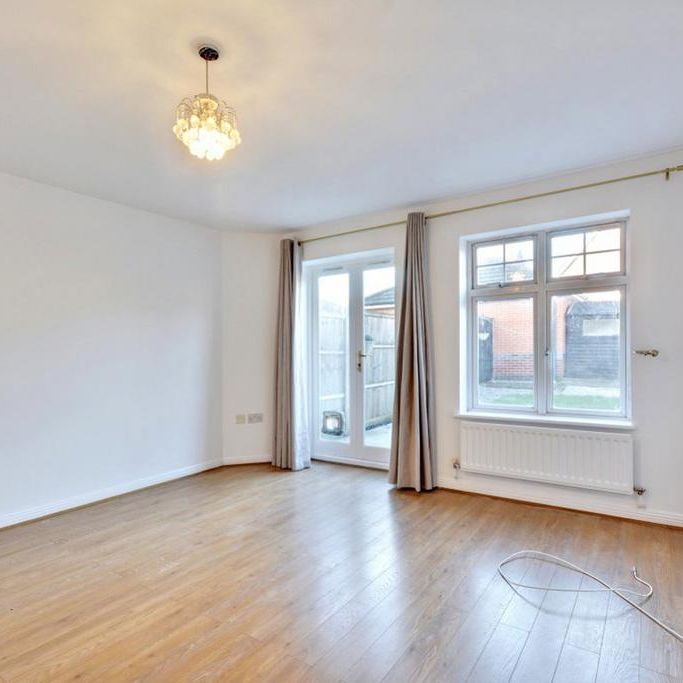 2 bedroom terraced house to rent - Photo 1