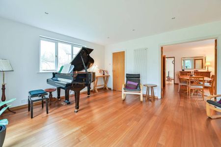 4 bedroom detached house to rent - Photo 5