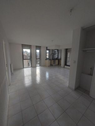 Location Appartement 4 pièces 80m² MERIGNAC 33700 - Photo 1
