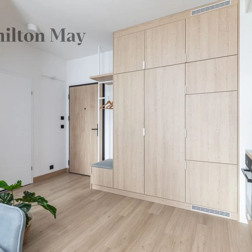 Nowoczesny dwupokojowy apartament z balkonem w prestiżowej inwestycji na Mokotowie - Zdjęcie 1
