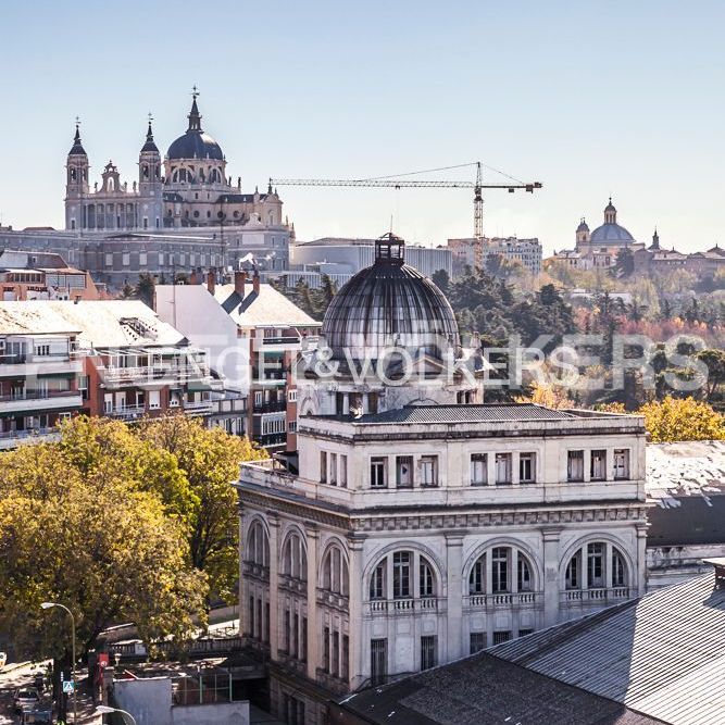 Piso de alquiler en Paseo del Rey, Argüelles - Photo 1