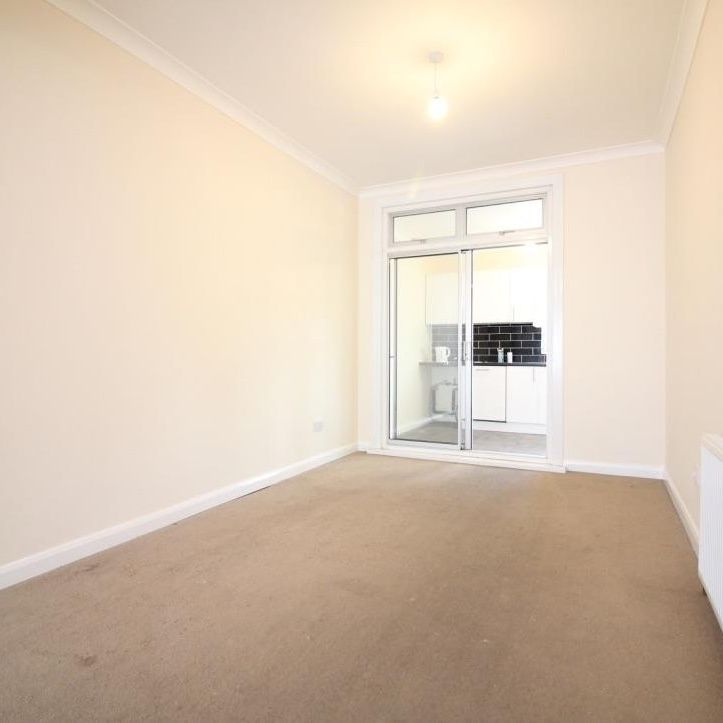 Shakespeare Avenue, Hayes - Photo 1