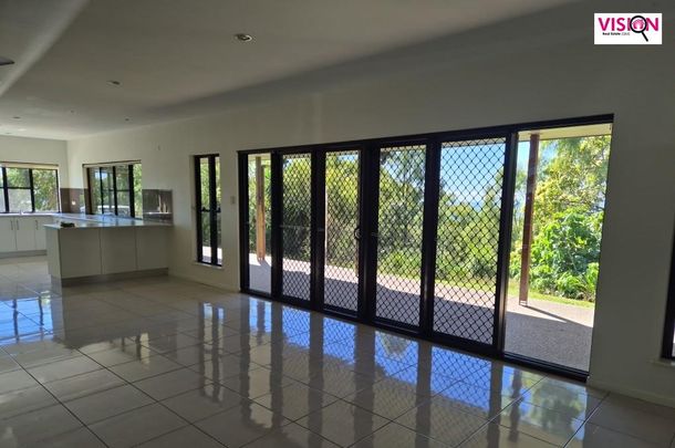 ENJOY THE COUNTRY LIFESTYLE WITH CITY CONVENIENCE! - Photo 1