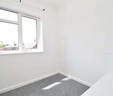 Newland Crescent, Durkar, Wakefield - Photo 4