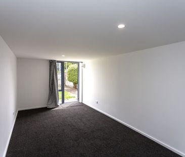 Student Property Upper Riccarton 6 Bedrooms 2 Bathrooms - Photo 5