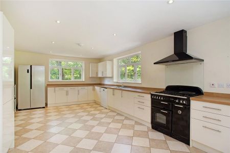 5 bedroom detached house to rent - Photo 4