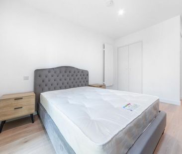 Studio to rent - Photo 2