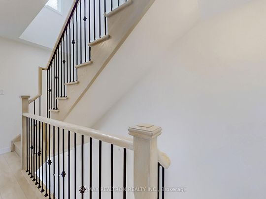 For Lease - 1865 Pickering Parkway Unit# 1103, Pickering, Ontario - Photo 1