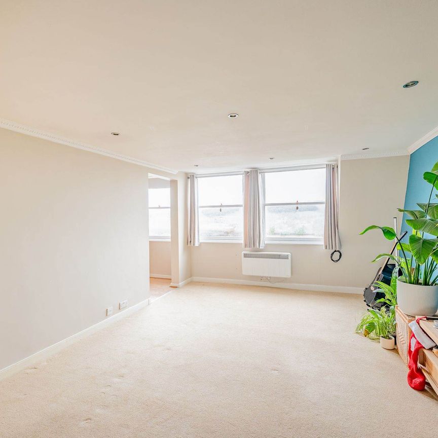 Camden Crescent - Photo 1