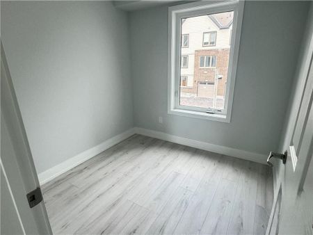 For Lease - 543 Woven Private, Stittsville - Munster - Richmond, Ontario - Photo 4