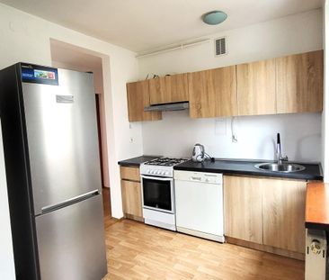 Przestronne dwupokojowe mieszkanie przy Parku Duchackim - ul. Szkolna - Photo 2