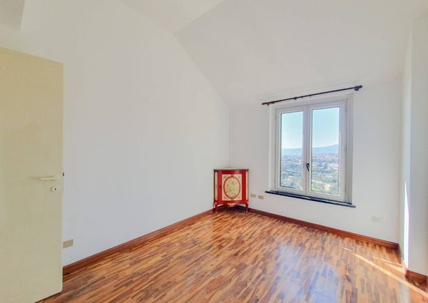 Casa semindipendente in affitto - Quarto (Genova)