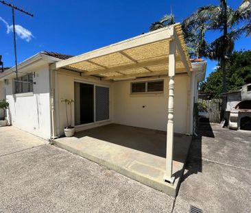 Two Bedroom Home in Great Location - Photo 3