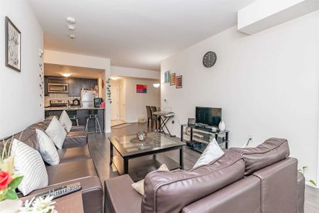 For Lease - 2393 Bronte Road Unit# 102, Oakville, Ontario - Photo 3