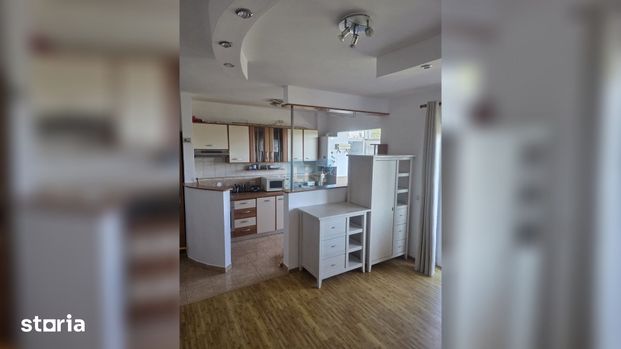 Apartament 2 camere decomandat in zona Vivo - Fotografie 1