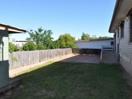 LIGHT FILLED HOME IN QUIET AREA - Photo 5