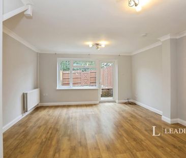 3 bedroom terraced house to rent - Photo 5
