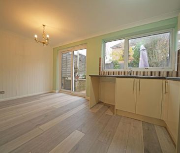 3 bedroom terraced house to rent - Photo 3